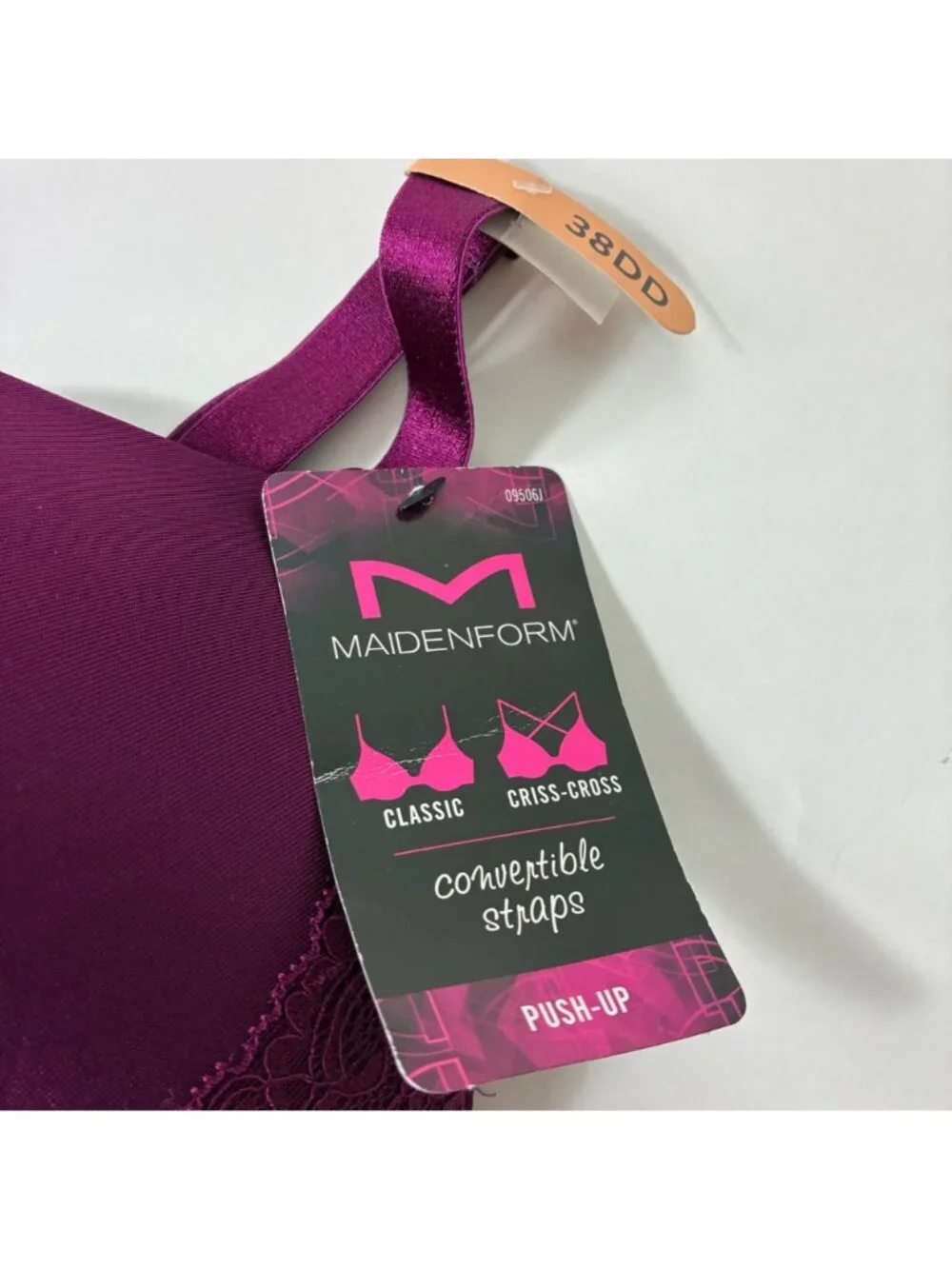 NEW Maidenform Push Up Plunge Bra 38DD Fuchsia Wireless Lace Convertible Straps
